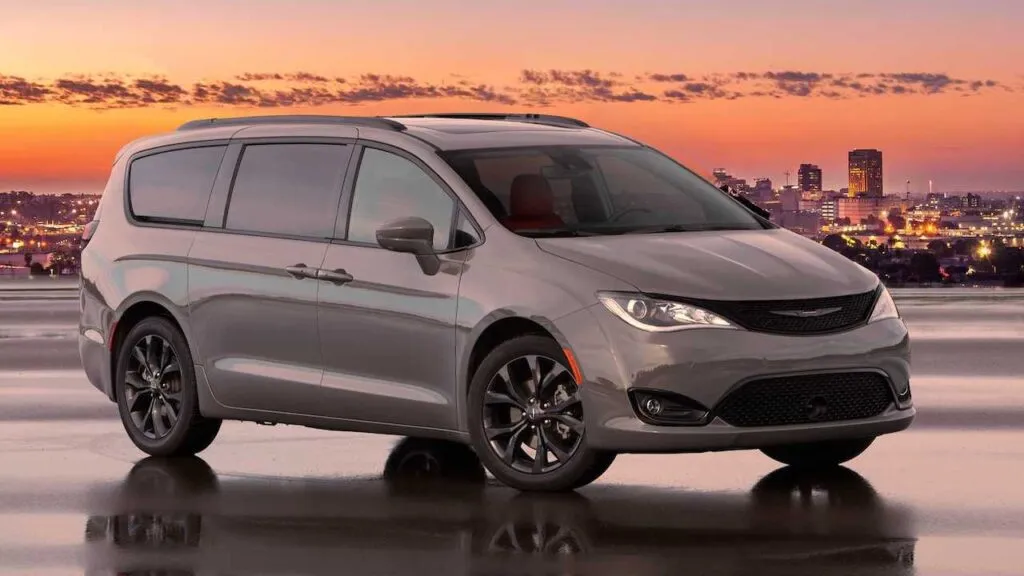 Minivan Araç